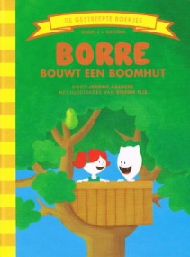 borre bouwt een boomhut